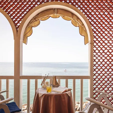 Marin Готель 2*